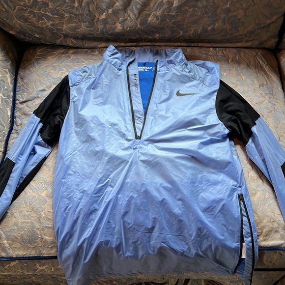 Nike golf jacket - Picture 2 of 3